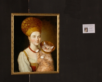 Ivan Argunov “Portrait of an Unknown Woman in Russian Costume and a Well-Known Cat in a Vet Collar” / Иван Аргунов “Портрет неизвестной дамы в русском костюме и очень известного кота в ветеринарном воротнике”